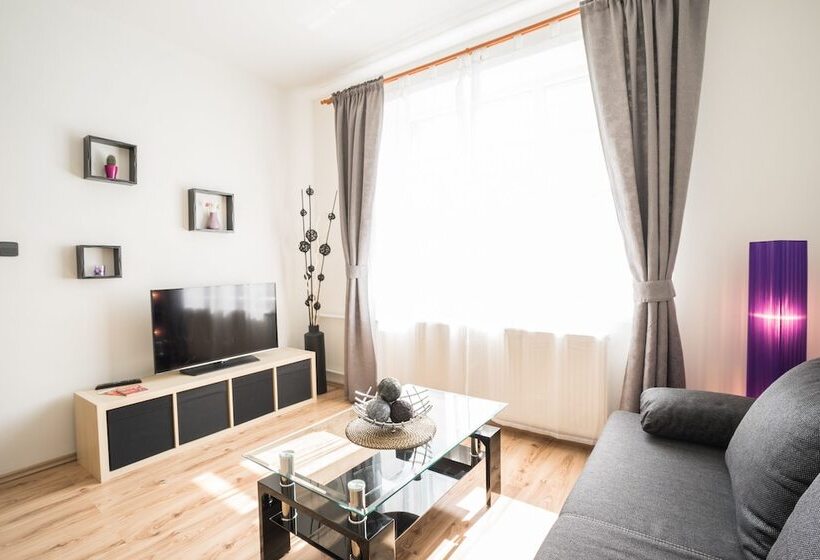 Отель čajkovskij Apartments