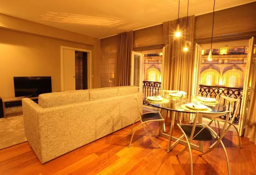 هتل New Oporto Apartments   Cardosas