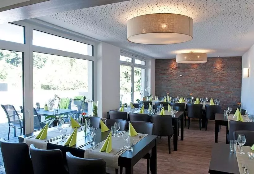 Hotelli Eifel Gasthof Kleefuß