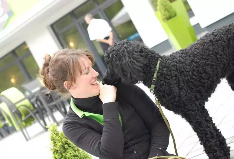 Hotelli Eifel Gasthof Kleefuß