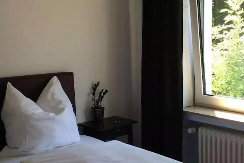 Hotelli Eifel Gasthof Kleefuß