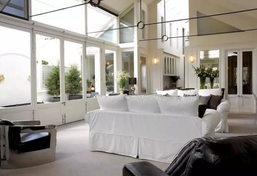 Andre S Mews Luxury Serviced Apartments