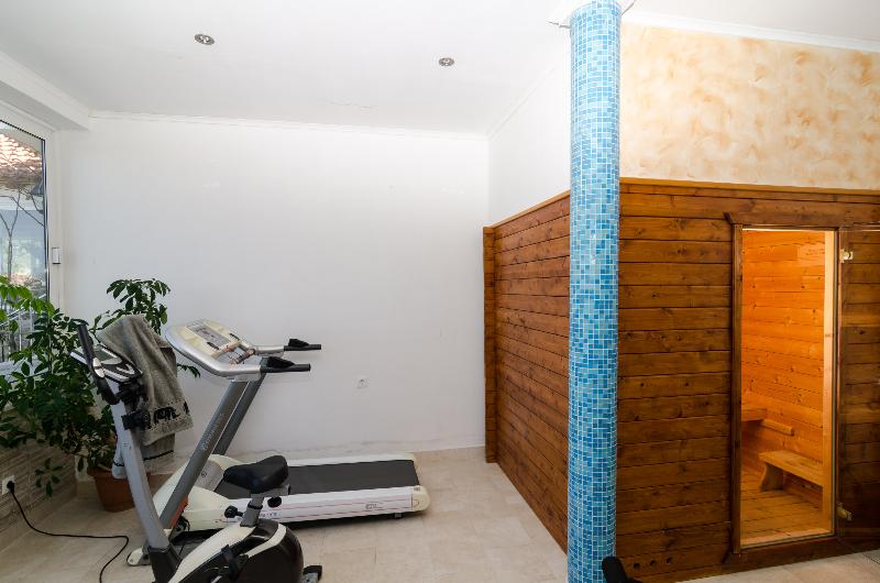 Apartments Bell Memories