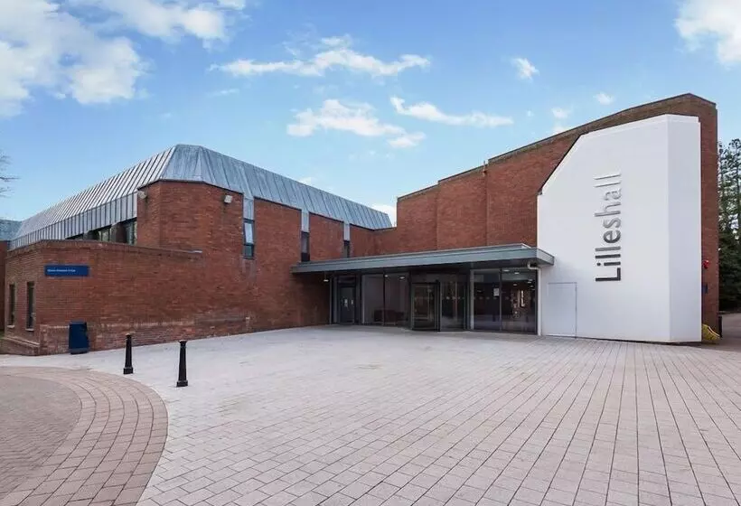 Bed and Breakfast Lilleshall National Sports Centre