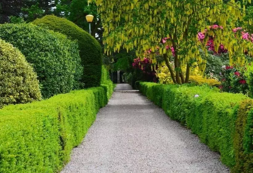 Bed and Breakfast Lilleshall National Sports Centre