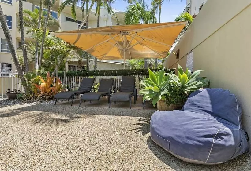 Burlington Holiday Apartments