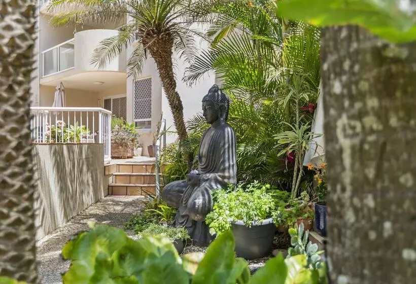 Burlington Holiday Apartments