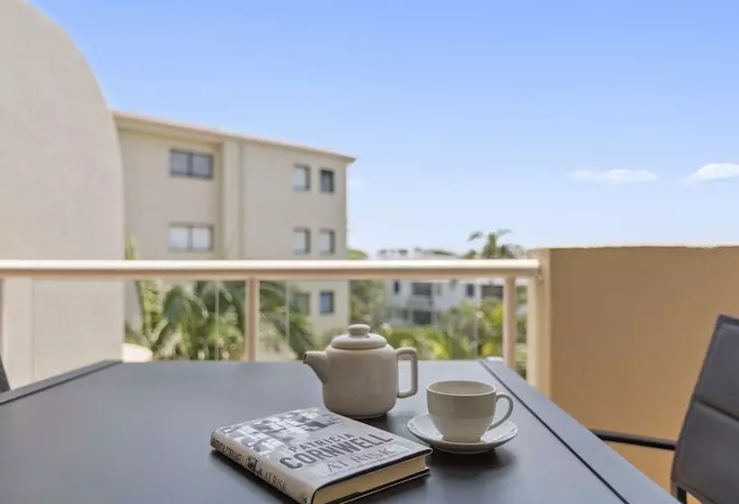 Burlington Holiday Apartments