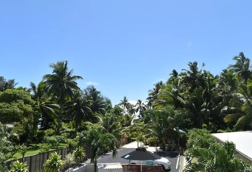 Coral Sands Apartments