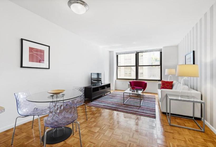 Furnished Quarters At Grove Pointe