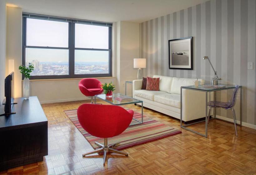 Furnished Quarters At Grove Pointe