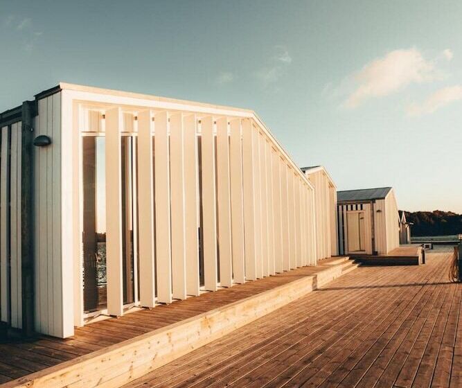 Gullmarsstrand Hotell & Konferens