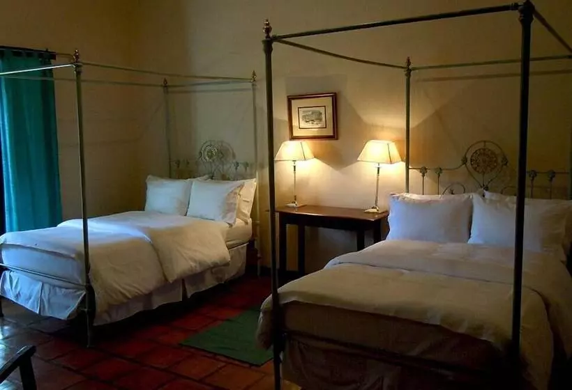 هتل Hacienda De Molinos