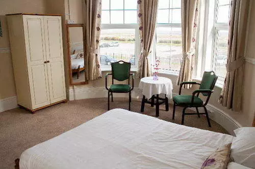 هتل The Sea Princess