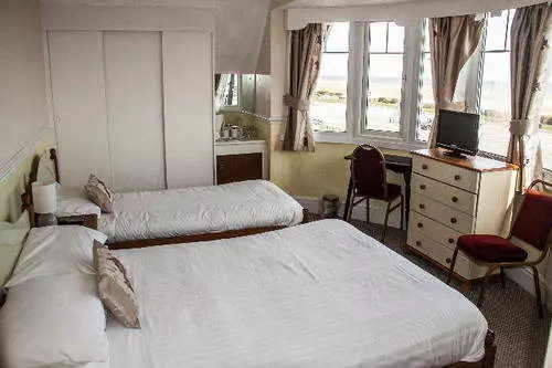 هتل The Sea Princess