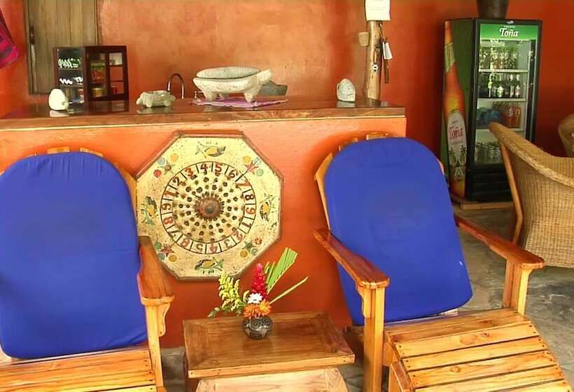 هتل La Posada Azul