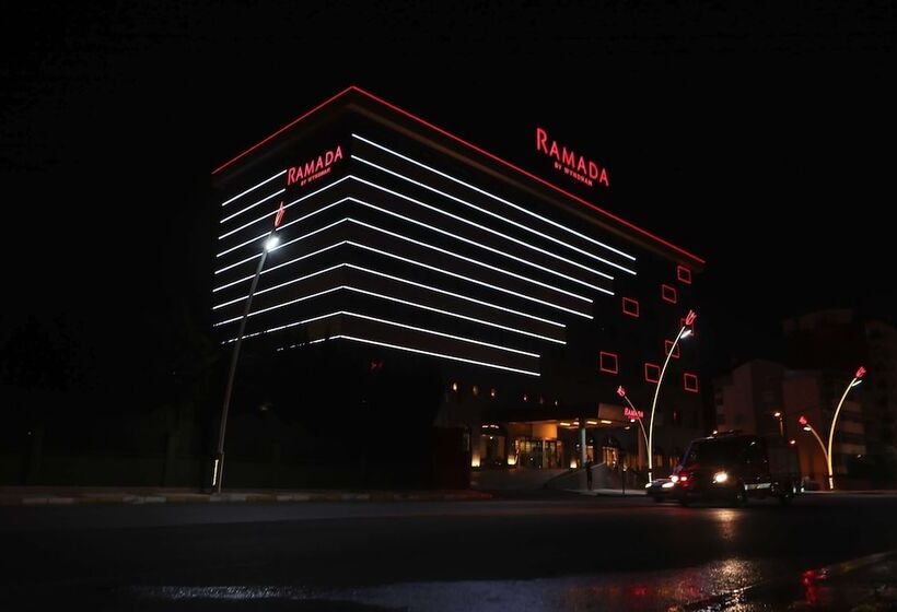酒店 Ramada Usak