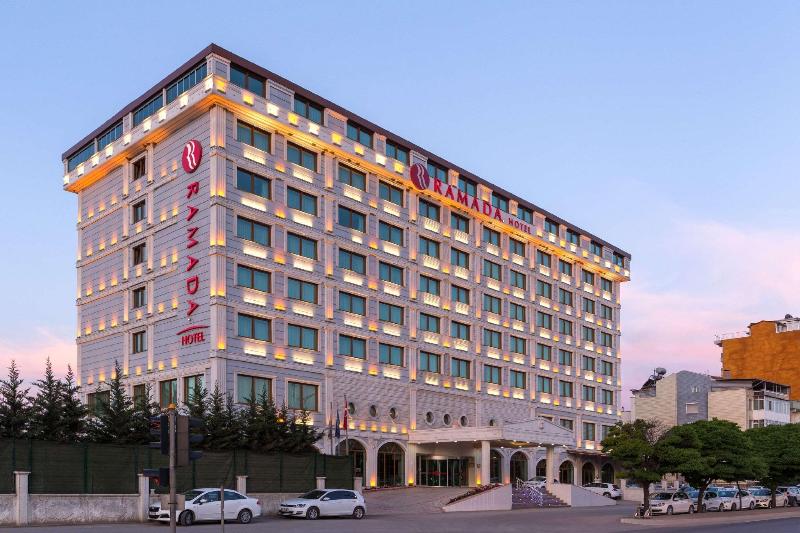 酒店 Ramada Usak