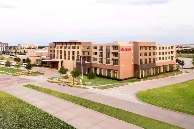 هتل Sheraton Mckinney