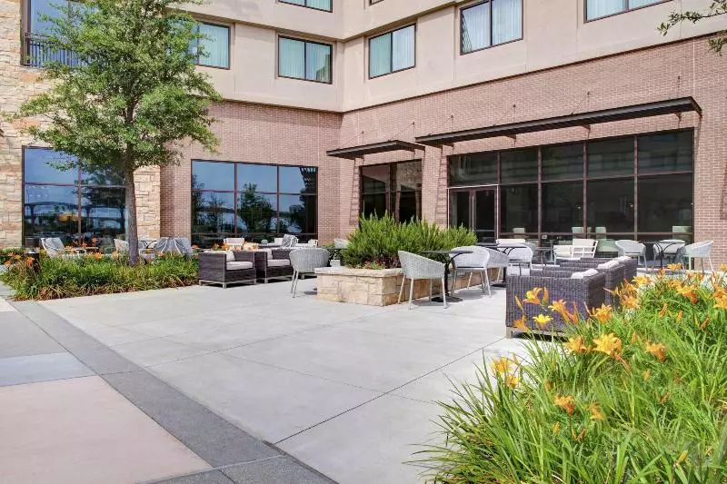 هتل Sheraton Mckinney