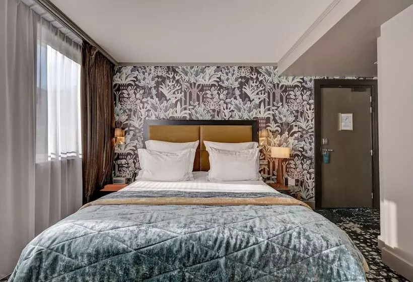 هتل The One Alma Paris