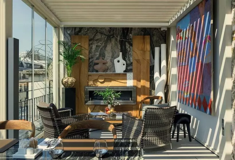 هتل The One Alma Paris