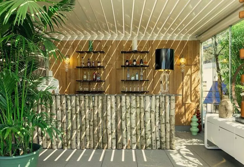 هتل The One Alma Paris