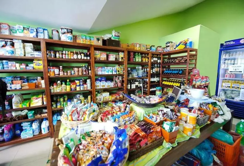 Marina Hotel At Shelter Bay