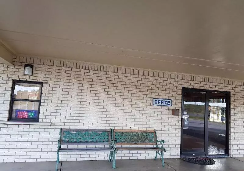 모텔 Budget Host Inn Eastland