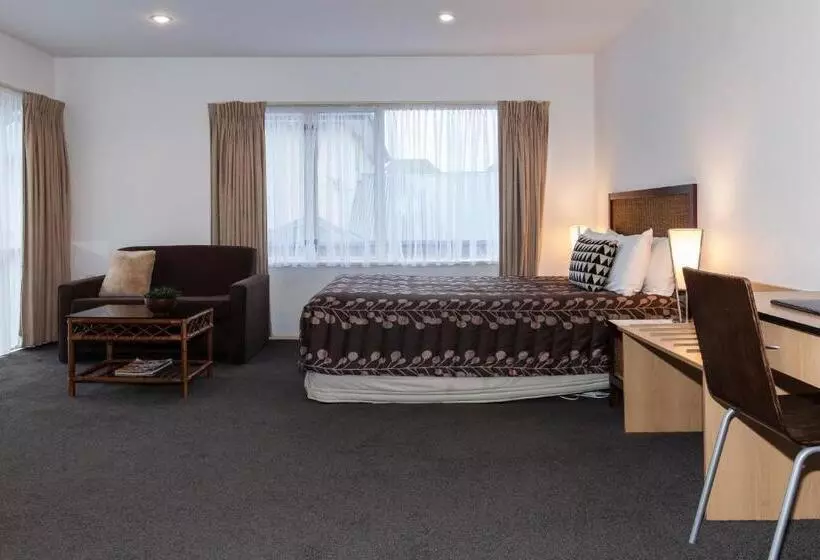 مُتل Casino Court Motor Lodge