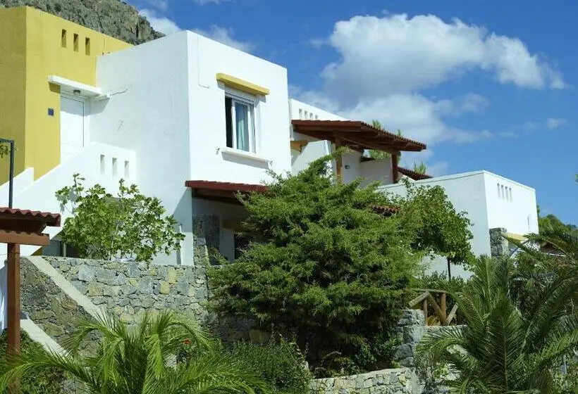 Nakou Village