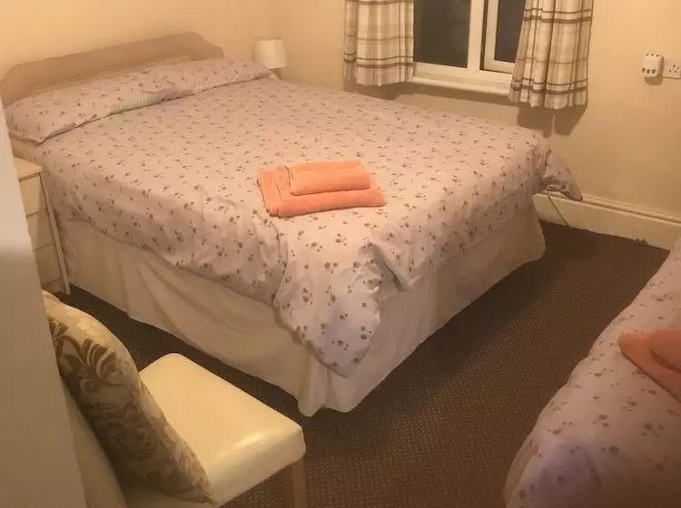 پانسیون Bridges Guest House