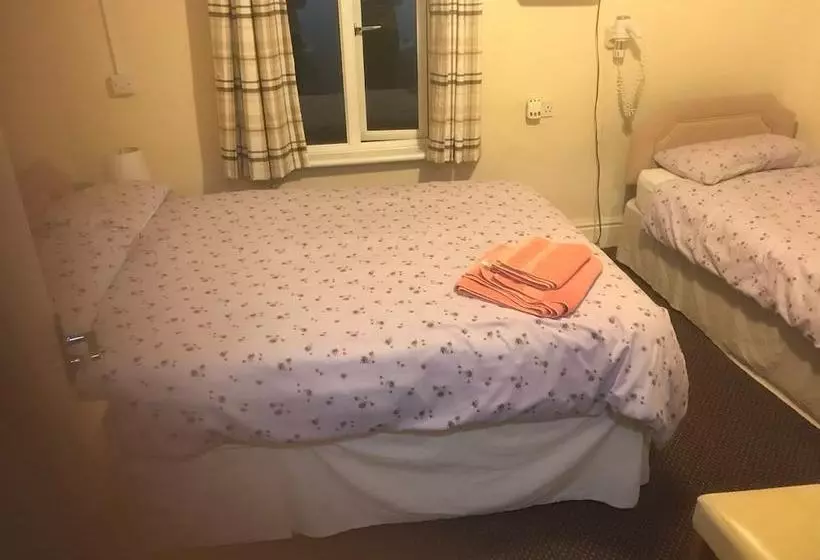 پانسیون Bridges Guest House