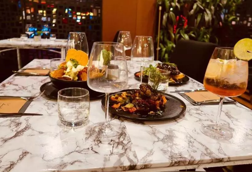 Springwood Tower Apartment