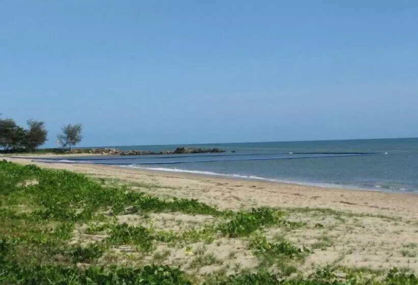 The York Beachfront Holiday Apartments