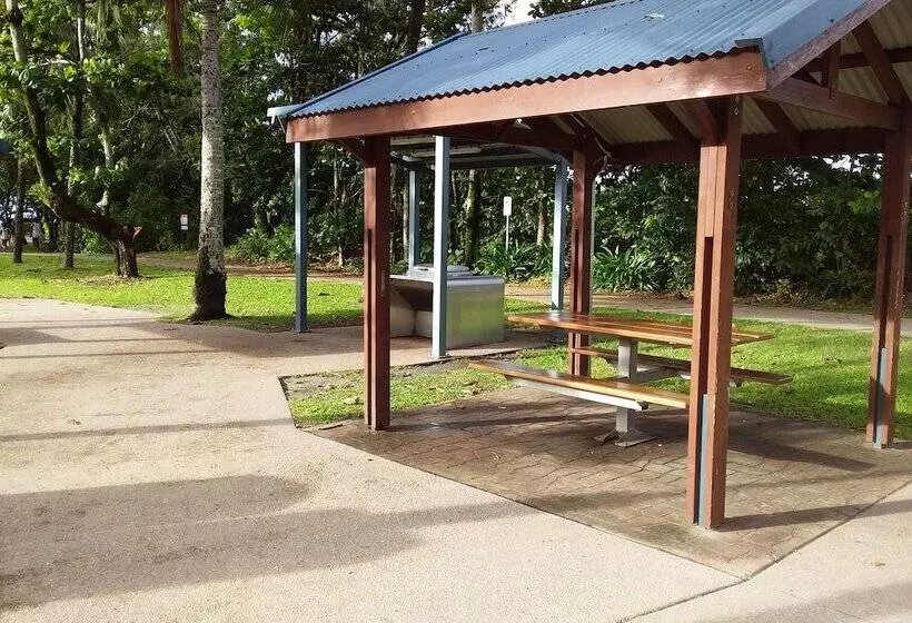 The York Beachfront Holiday Apartments