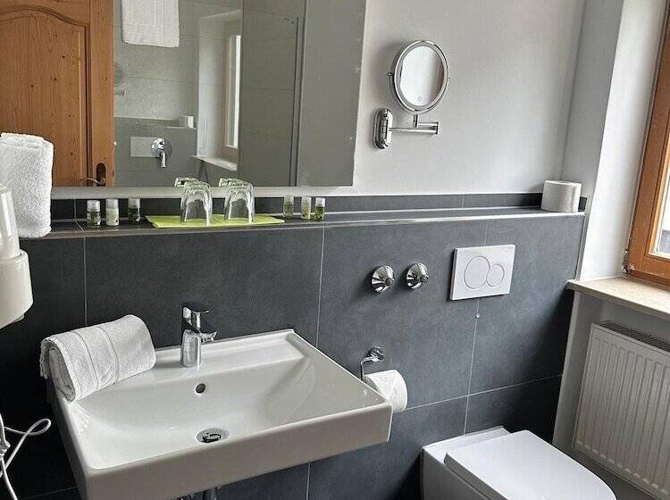 בית מלון כפרי Und Restaurant Moosmühle