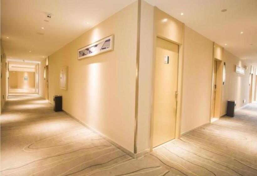 فندق City Comfort Inn Zhanjiang South Railway Station