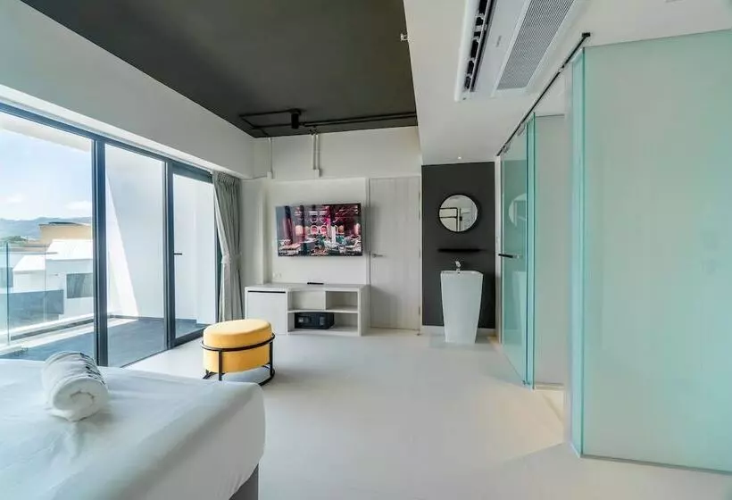 هتل Socialtel Koh Samui