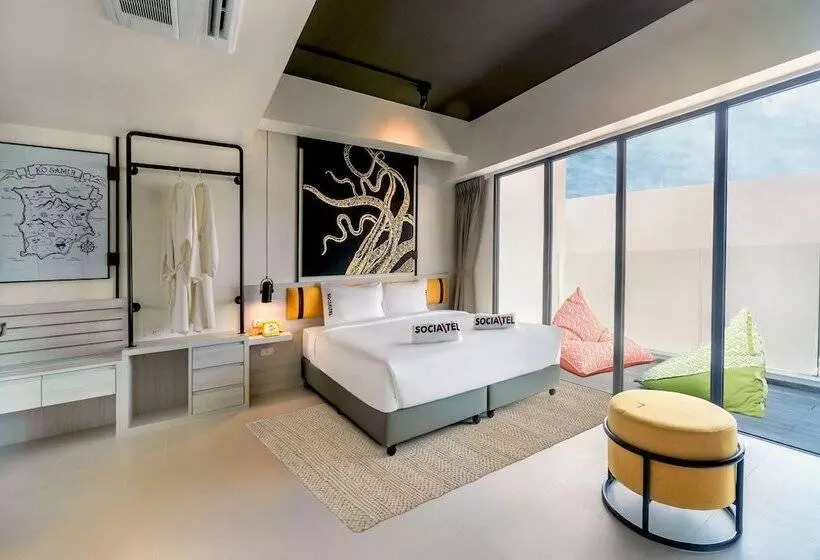 هتل Socialtel Koh Samui