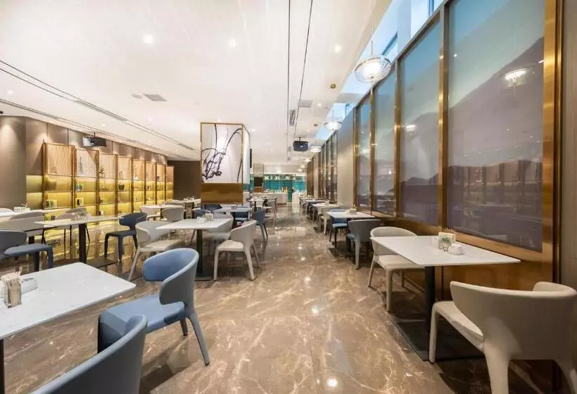 Atour Hotel Kunming International Trade Center