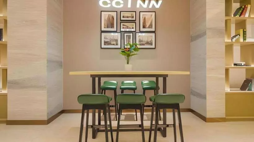 ホテル City Comfort Inn Wuhan Guanggu Jinxiulongcheng Nanhu