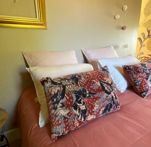 ベッドアンドブレックファースト Domaine De La Bigottière