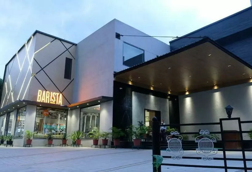 Hotelli Black Mango Resort