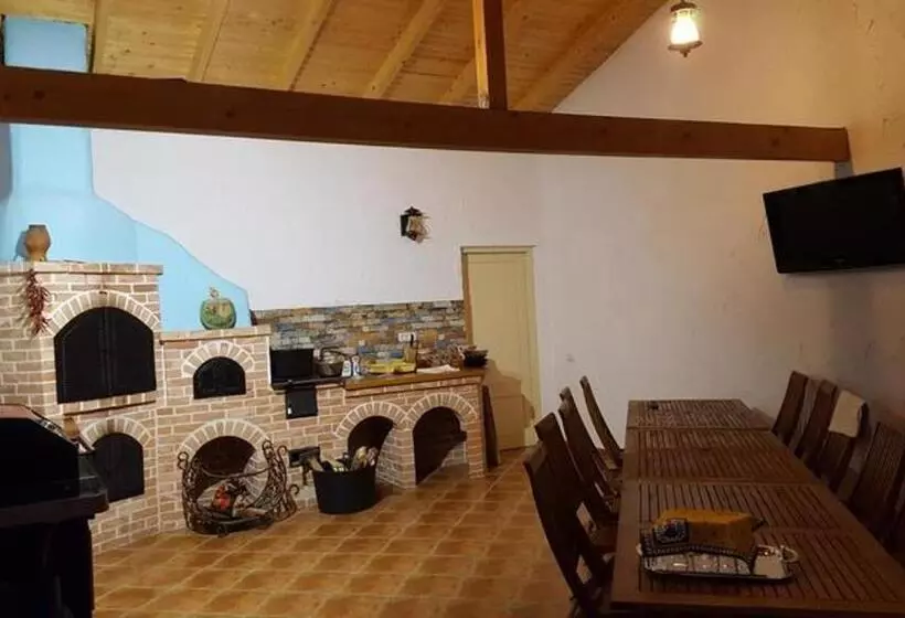 Majatalo Zestrea Bunicilor