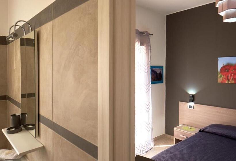 تختخواب و صبحانه Bouganville House Casa Vacanze