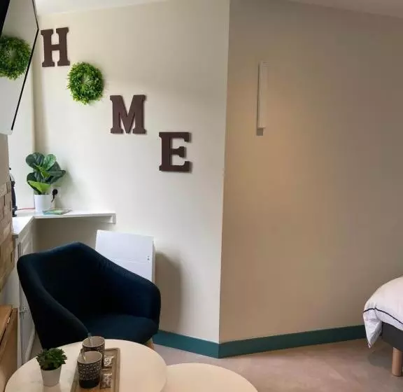 ベッドアンドブレックファースト Au Fil De L’ô