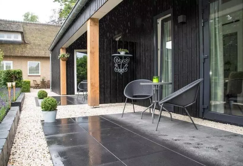 ベッドアンドブレックファースト De Burcht Drenthe