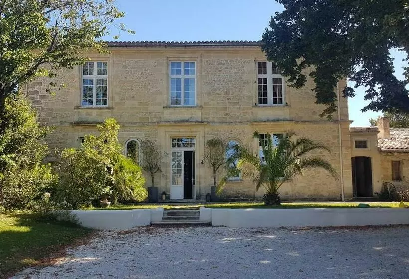 Aamiaismajoitus (B&B) Les Logis De Lestiac