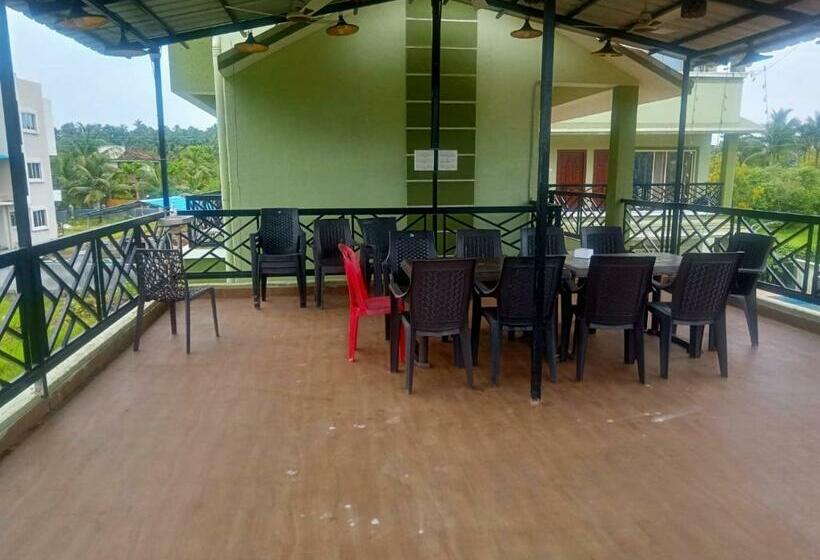 ホテル Beach Haven Nagaon Beach